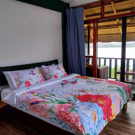 Miley Lodging Restobar New Busuanga Bagian luar foto