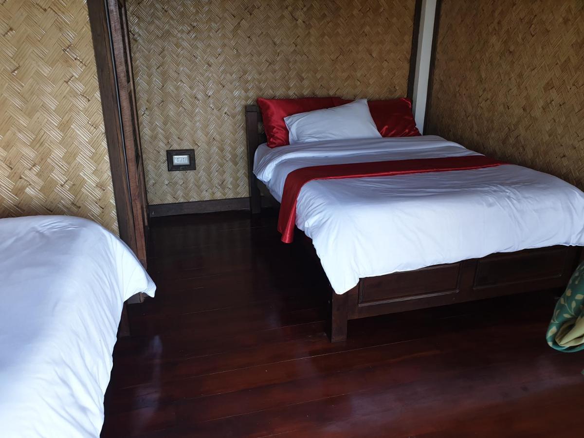 Miley Lodging Restobar New Busuanga Bagian luar foto