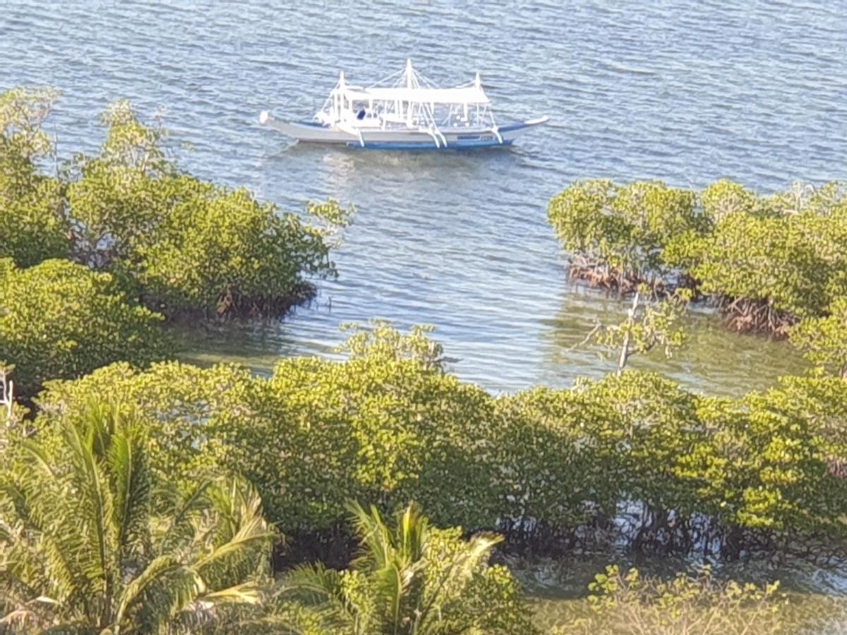 Miley Lodging Restobar New Busuanga Bagian luar foto