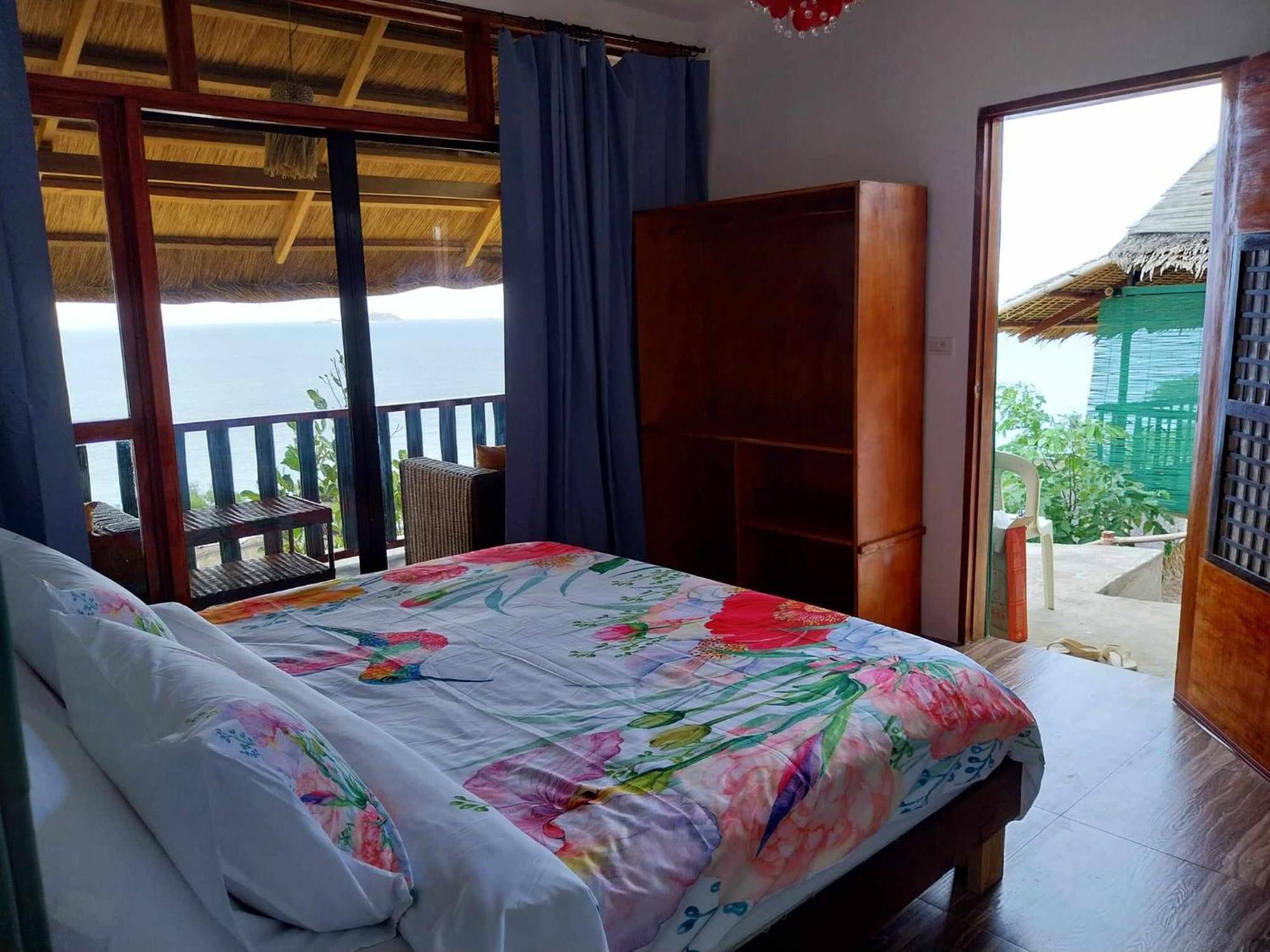Miley Lodging Restobar New Busuanga Bagian luar foto